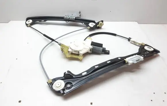 BMW 3 E92 E93 Front door window regulator with motor 7191117 7193455 0130822402