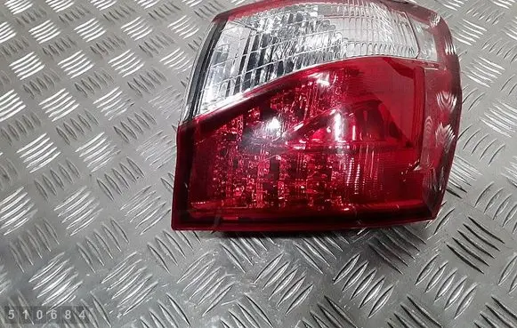 Rear/tail lights