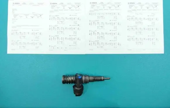 Volkswagen PASSAT B5.5 Fuel injector 0414720028 IMPRK1301735
