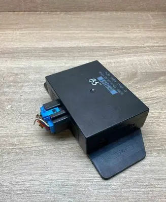Volkswagen Golf IV Comfort/convenience module 1J0959799Q 5DK007951 WithPlug