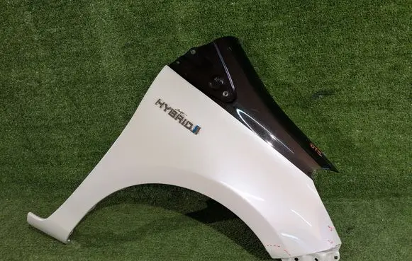 Toyota Yaris Fender