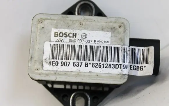 Audi A4 S4 B7 8E 8H Acceleration sensor 8E0907637B