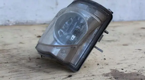 Lexus IS 220D-250-350 Front fog light 11478420