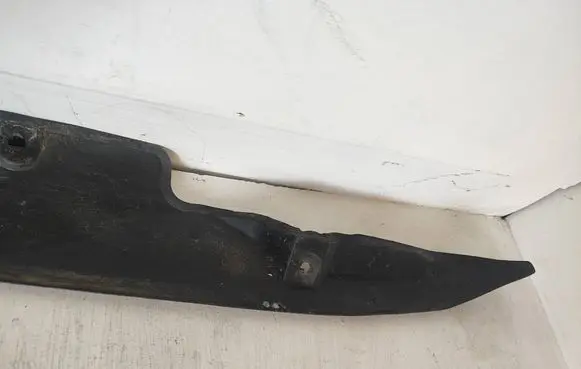 Skoda Fabia Mk2 (5J) Fender end trim 5J0821112