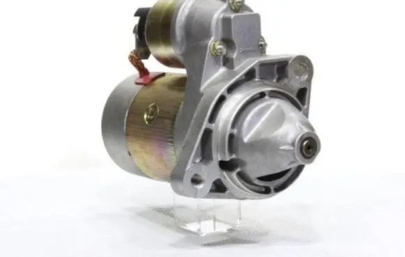 Nissan Almera Tino Starter motor JS1142 10440735