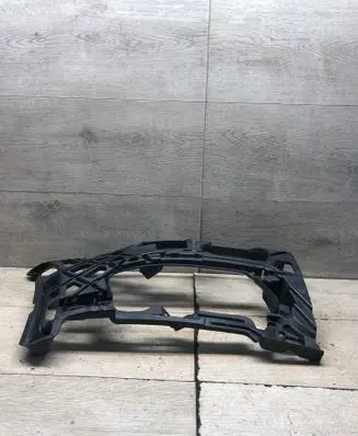 Volkswagen Golf VII Front bumper mounting bracket 5G0807724D