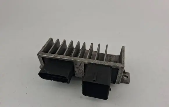 Dacia Duster II Glow plug pre-heat relay 271202380R