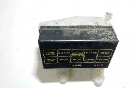 Nissan X-Trail T30 Fuse box set