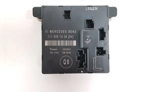Mercedes-Benz E W211 Door control unit/module A2118201526