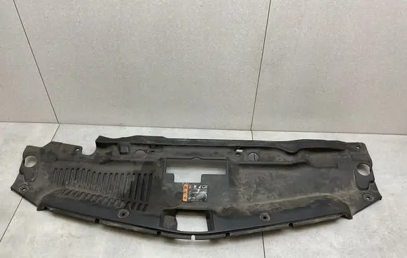 Opel Mokka Radiator trim 95079808