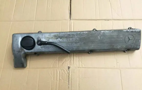 Mercedes-Benz E W124 Rocker cam cover 6030160005