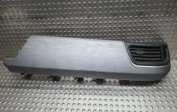 Renault Trafic III (X82) Dash center air vent grill S26282877 683101915R