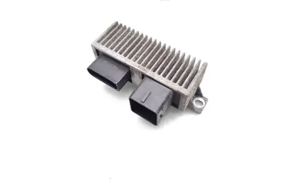 Renault Master III Glow plug pre-heat relay 271206395R
