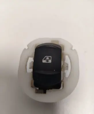 Renault Megane III Electric window control switch 156018100