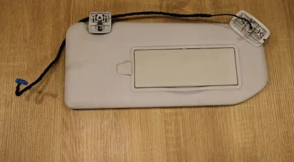 Peugeot 508 Sun visor