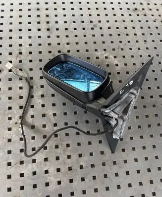 BMW 3 E46 Front door electric wing mirror 30983