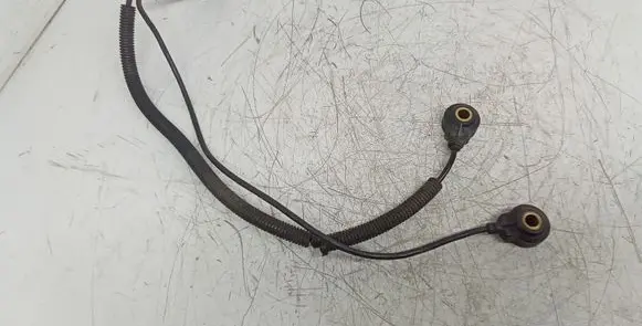 Volvo XC70 Detonation knock sensor 0261231147 9432570