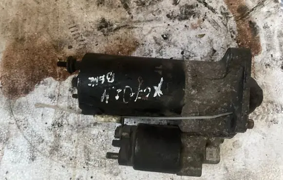 Volvo XC70 Starter motor