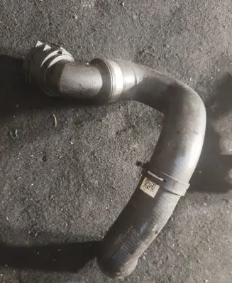 Audi A5 Engine coolant pipe/hose 8w0122055am
