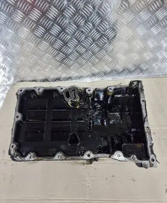 Oil sump