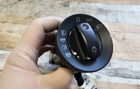 Audi A4 S4 B7 8E 8H Light switch 8E0941531C
