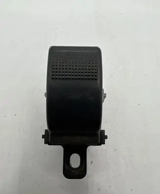 Mazda 626 Electric window control switch 3581K8D