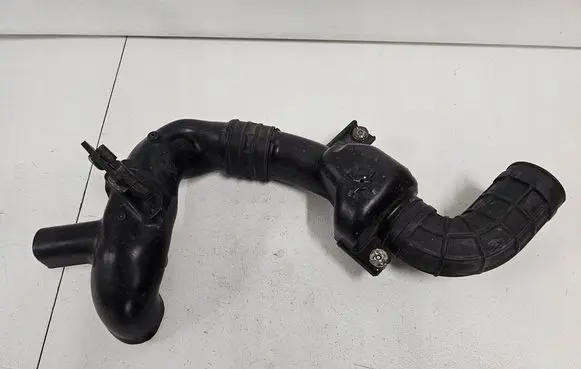 Honda CR-V Air intake hose/pipe ATP153