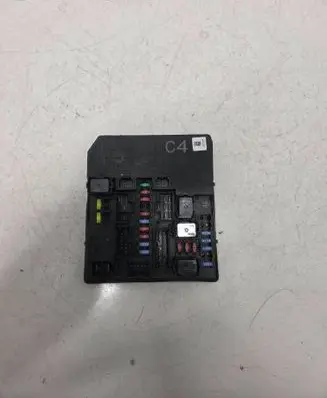 Nissan Juke I F15 Other control units/modules 284B71KA0B 1601013275 52683HF