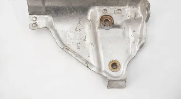 Volkswagen Golf Sportsvan Heat shield in engine bay 04E253061F