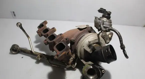 Volkswagen Golf VI Turbo 03L253016