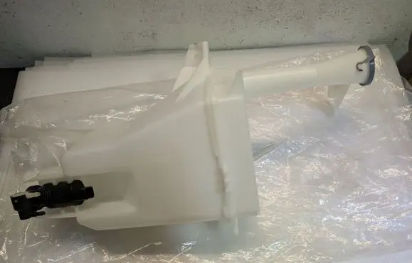 Nissan Note (E12) Windshield washer fluid reservoir/tank 289103VU0D