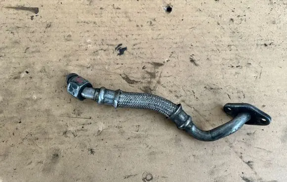 Audi A4 S4 B7 8E 8H Turbo turbocharger oiling pipe/hose 028145736AH