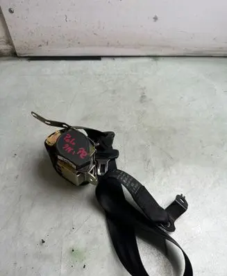 Volkswagen Polo IV 9N3 Front seatbelt 6Q4857706G 04167056 047056