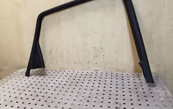 Other rear door trim element