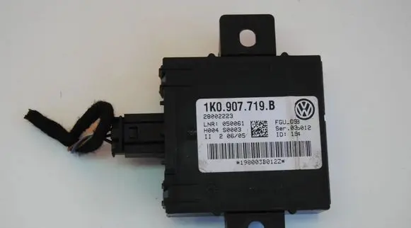 Audi A3 S3 8P Other devices 1K0907719B