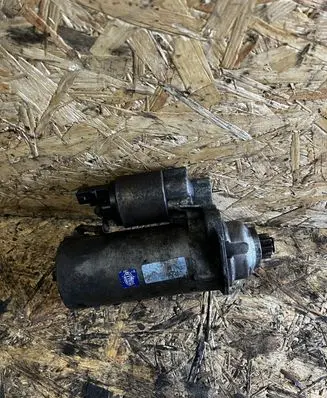 Volkswagen Polo Starter motor