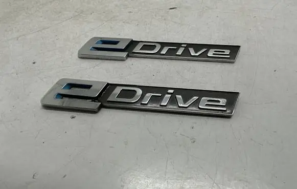 BMW 3 F30 F35 F31 Fender model badge letters 