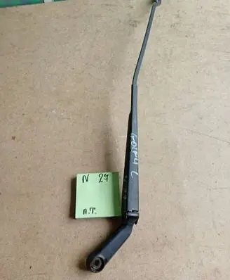 Volkswagen Golf IV Front wiper blade arm 87654678