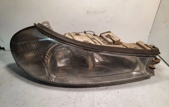 Ford Mondeo MK II Headlight/headlamp 1305235323 0301098602