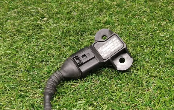 Audi A4 S4 B6 8E 8H Air pressure sensor 036906051C 0261230053