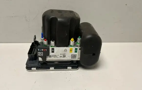 BMW X7 G07 Air suspension compressor/pump 5A70699 5A57843