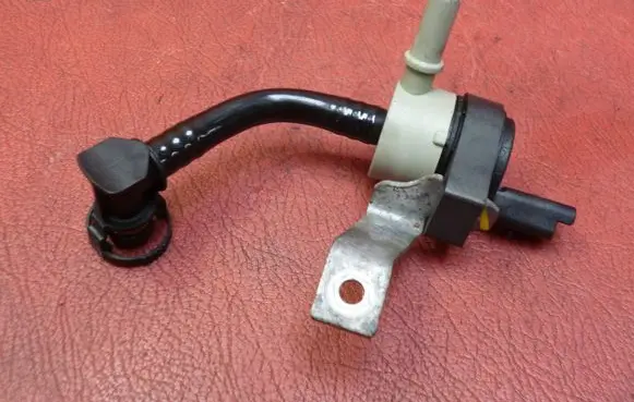 Mini One - Cooper Coupe R56 Turbo solenoid valve V762453780