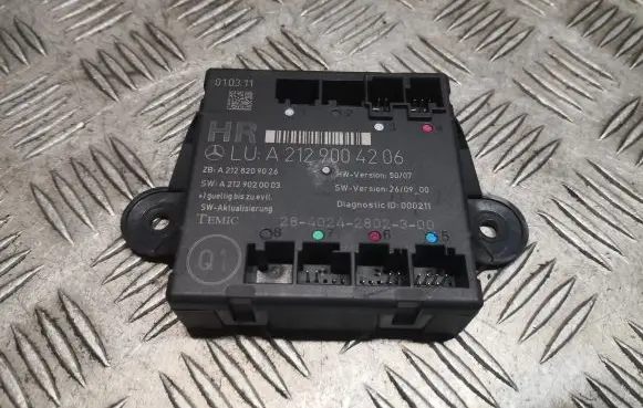 Mercedes-Benz E W212 Door control unit/module 2129004206 A2129004206