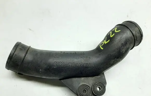 Audi TT Mk1 Air intake hose/pipe 8L9145935A