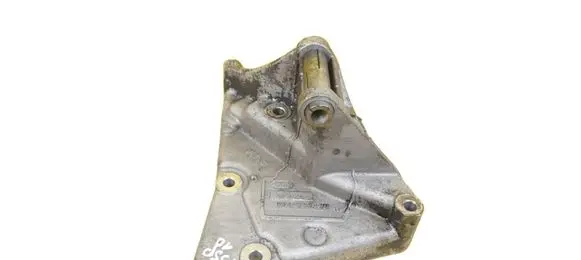 Land Rover Range Rover Sport L320 Engine mounting bracket YLU500430 368DT