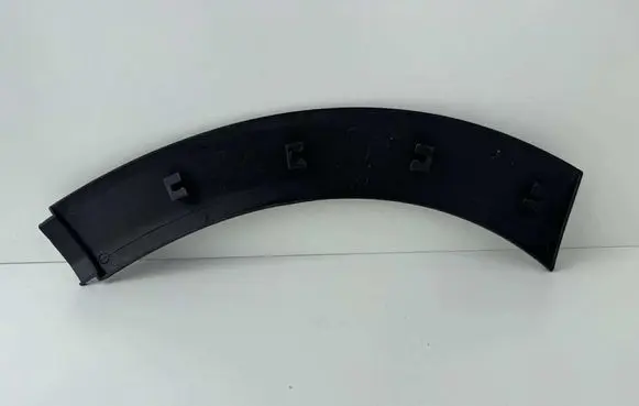 Front arch trim