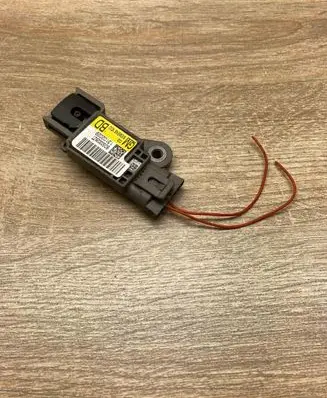 Opel Vectra C Airbag deployment crash/impact sensor 13102029 WITHPLUG