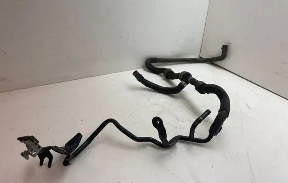 Volkswagen Golf VII Engine coolant pipe/hose 04L121070AB