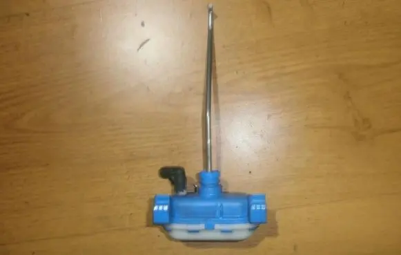 Volkswagen Polo II 86C 2F Central locking vacuum pump 6n0862159