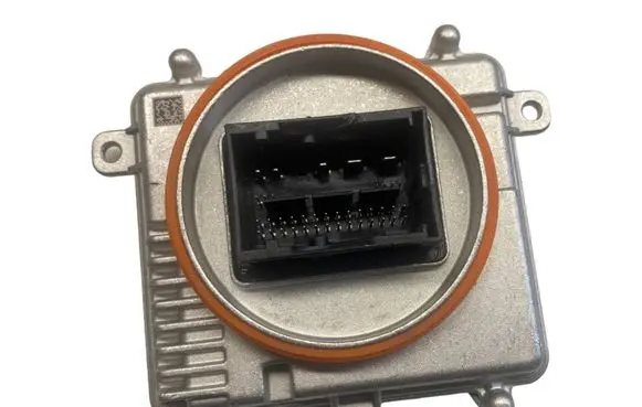 Skoda Superb B8 (3V) Xenon control unit/module 992941571AA